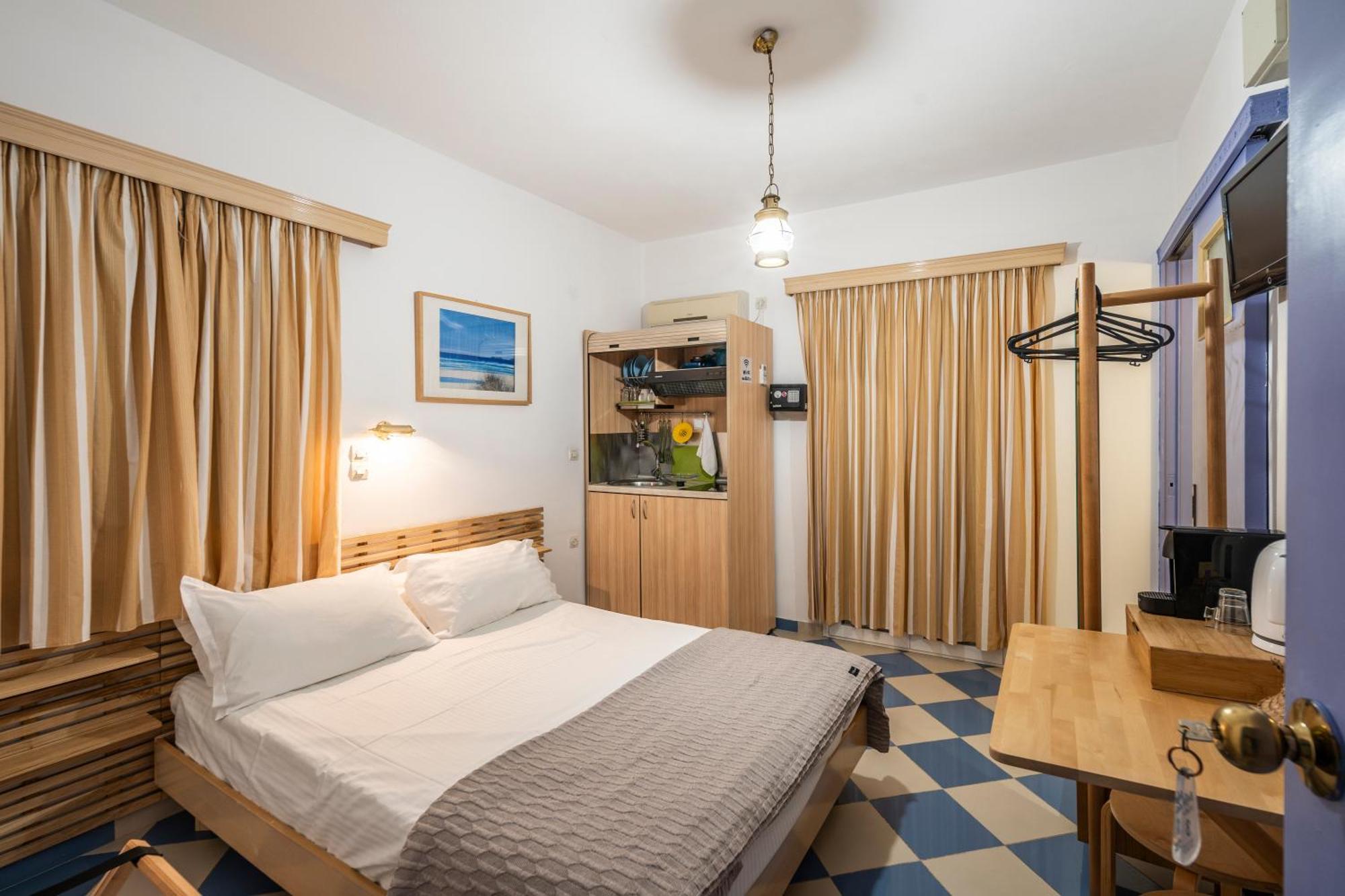 Bofor Studios & Rooms Livadakia Pokoj fotografie