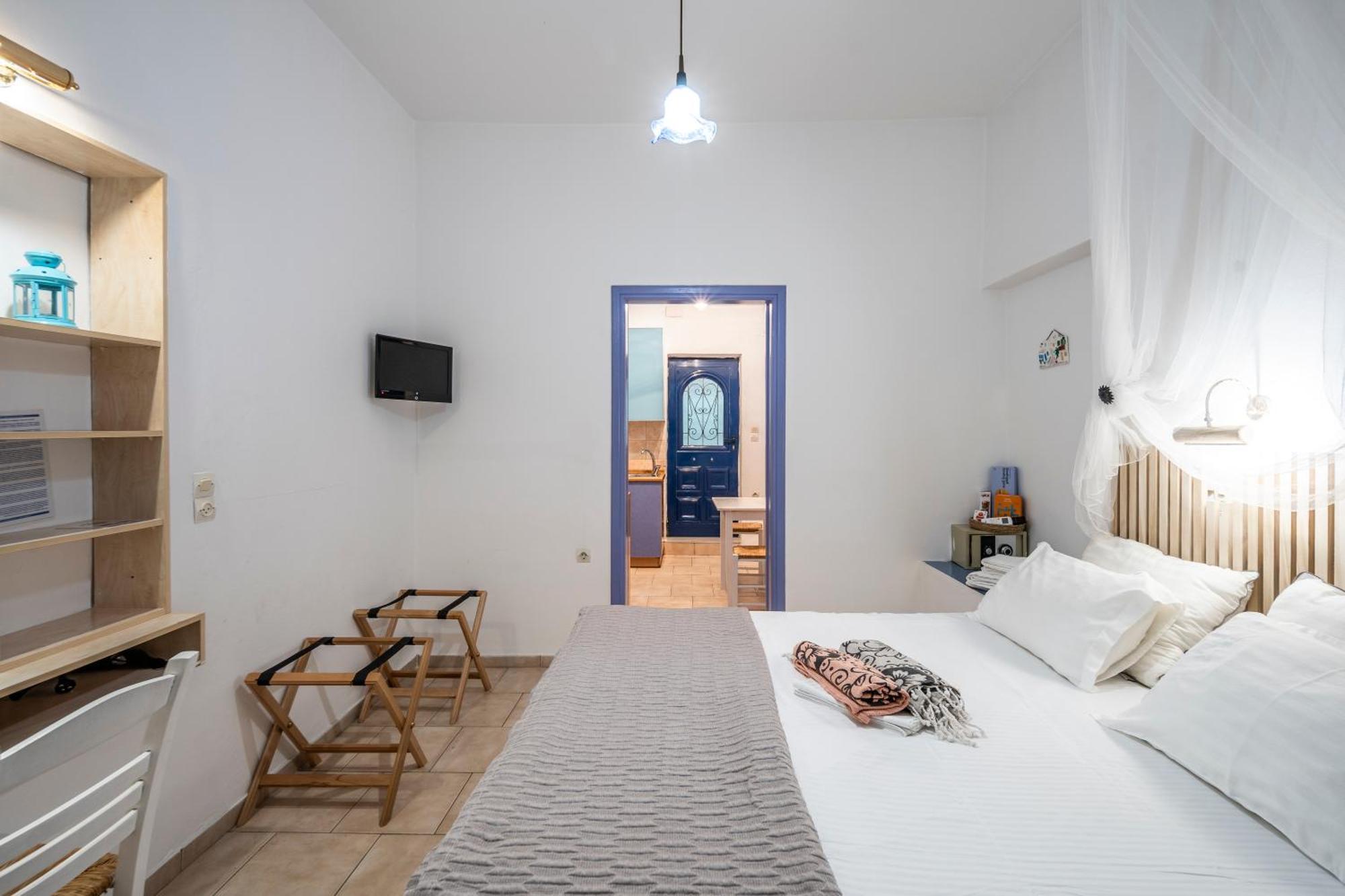 Bofor Studios & Rooms Livadakia Pokoj fotografie