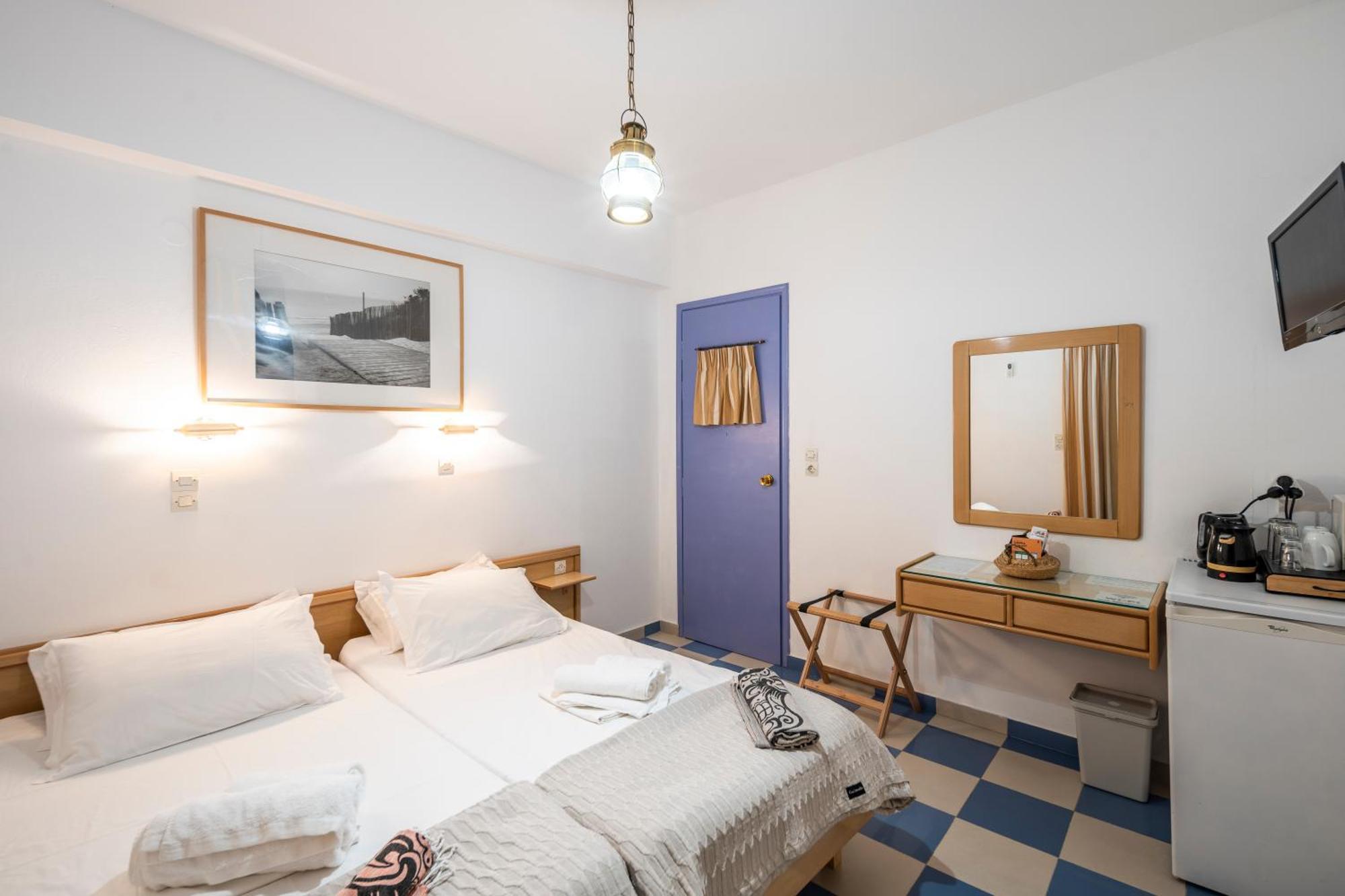 Bofor Studios & Rooms Livadakia Pokoj fotografie